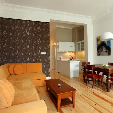 アパート Cute House Galata